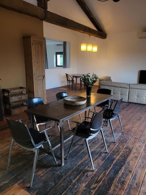 לה בולו Appartement De Charme Dans Ancienne Cave A Vin מראה חיצוני תמונה
