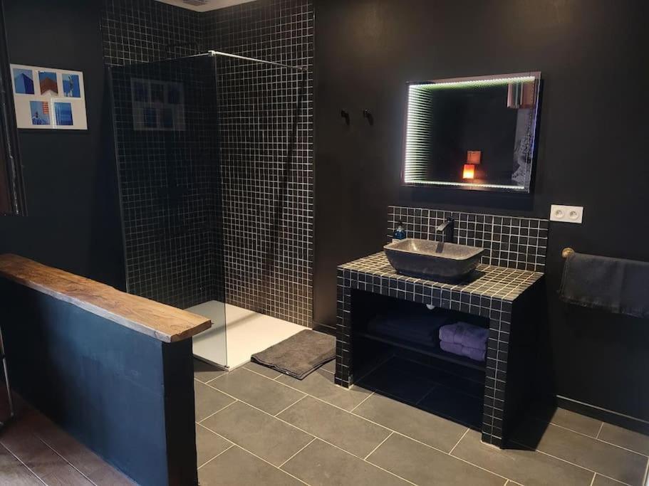 לה בולו Appartement De Charme Dans Ancienne Cave A Vin מראה חיצוני תמונה